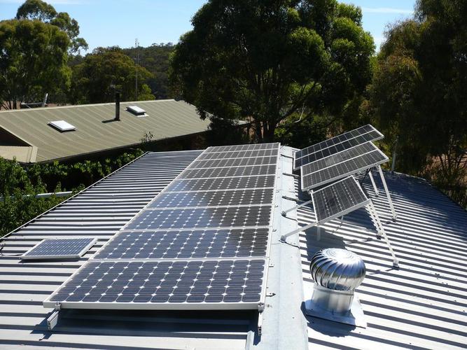 太阳能 屋顶 板 农场 房子 棚 电力 绿色 可再生 环境